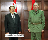 President Fidel Castro Greets President Jiang Zemin In Havana