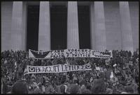 A crowd in front of the Lincoln Memorial protesting against Nixon's second inauguration hold banners promoting the United Farm Workers of America and the lettuce boycott ("Farm Workers, Viva la Causa, Peace & Justice," "Boycott Lettuce"), 20 January 1973