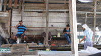 People at the dock in Bocas del Toro, Panama